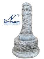 Fontana a Colonna Elodie Anticata Grigia - Notaro Manufatti