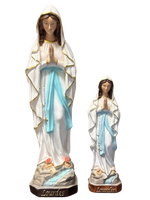 Statua della Madonna di Lourdes in Vetroresina – Dipinta a Mano - Notaro Manufatti