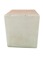 Cubo Stone - Tavolino o Sgabello in Cemento dal Design Moderno Anticato Beige - Notaro Manufatti