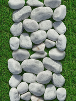 Ciottoli in Bianco Carrara: Eleganza e Versatilità per i Tuoi Spazi - Notaro Manufatti