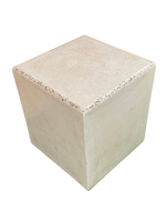 Cubo Stone - Tavolino o Sgabello in Cemento dal Design Moderno Anticato Beige - Notaro Manufatti