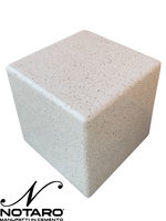 Cubo Stone - Tavolino o Sgabello in Cemento dal Design Moderno in Bianco Botticino - Notaro Manufatti