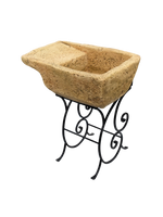 Pila Austri – Lavandino Rustico in Effetto Pietra con Struttura in Ferro Battuto - Notaro Manufatti