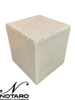 Cubo Stone - Tavolino o Sgabello in Cemento dal Design Moderno Anticato Beige - Notaro Manufatti