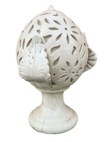 Pigna o Pumo Pugliese con Tre Foglie Anticato Beige - Notaro Manufatti