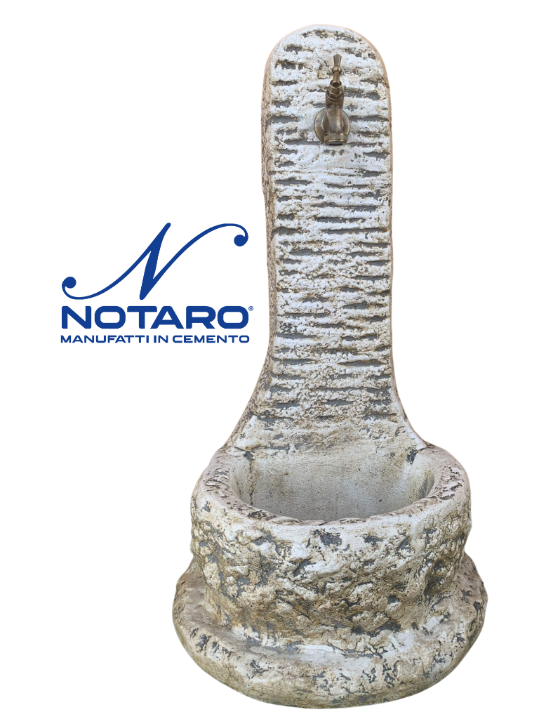 Fontana a Colonna Elodie Anticata Effetto Pietra - Notaro Manufatti