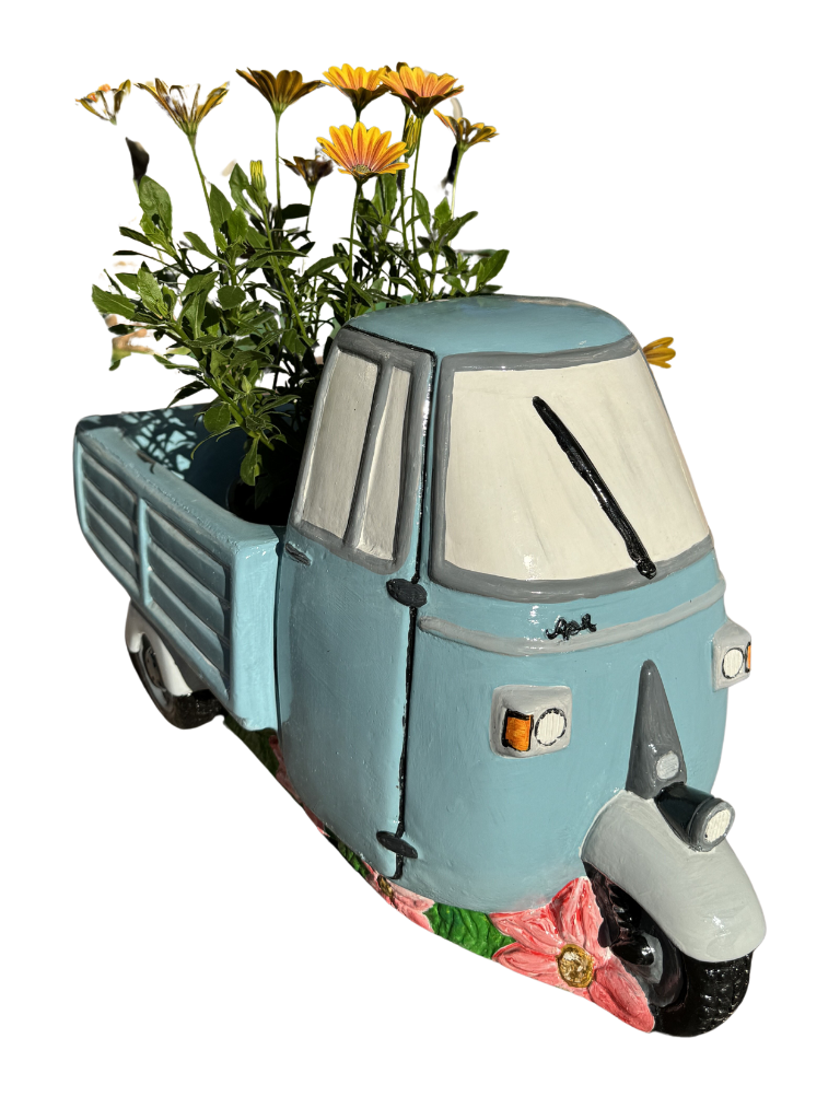 Ape Piaggio Porta Vaso – Dipinta a Mano con Colori Vivaci - Notaro Manufatti