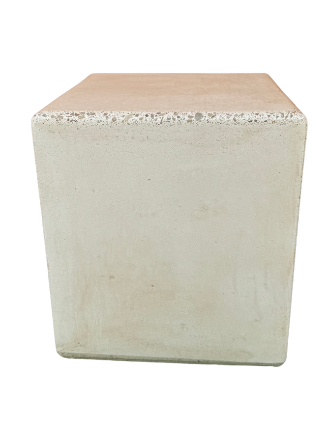 Cubo Stone - Tavolino o Sgabello in Cemento dal Design Moderno