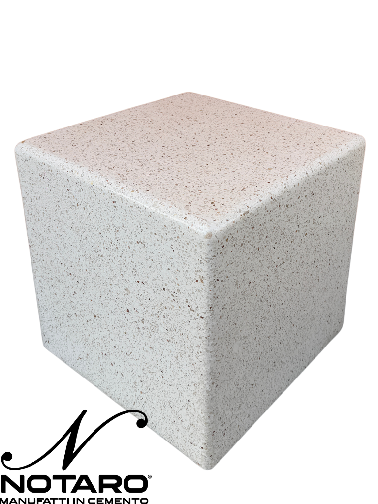 Cubo Stone - Tavolino o Sgabello in Cemento dal Design Moderno in Bianco Botticino - Notaro Manufatti