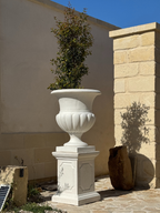 Vaso Ciano Gigante in Cemento Bianco – Grande Vaso Ornamentale per Esterni