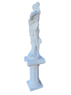 Statua ‘Flora’ in Cemento– La Dea della Natura - Notaro Manufatti