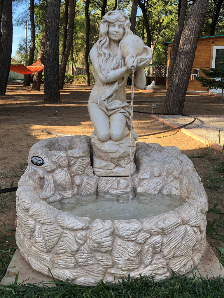 Fontana Laghetto Piccolo con Porta Vaso - Notaro Manufatti